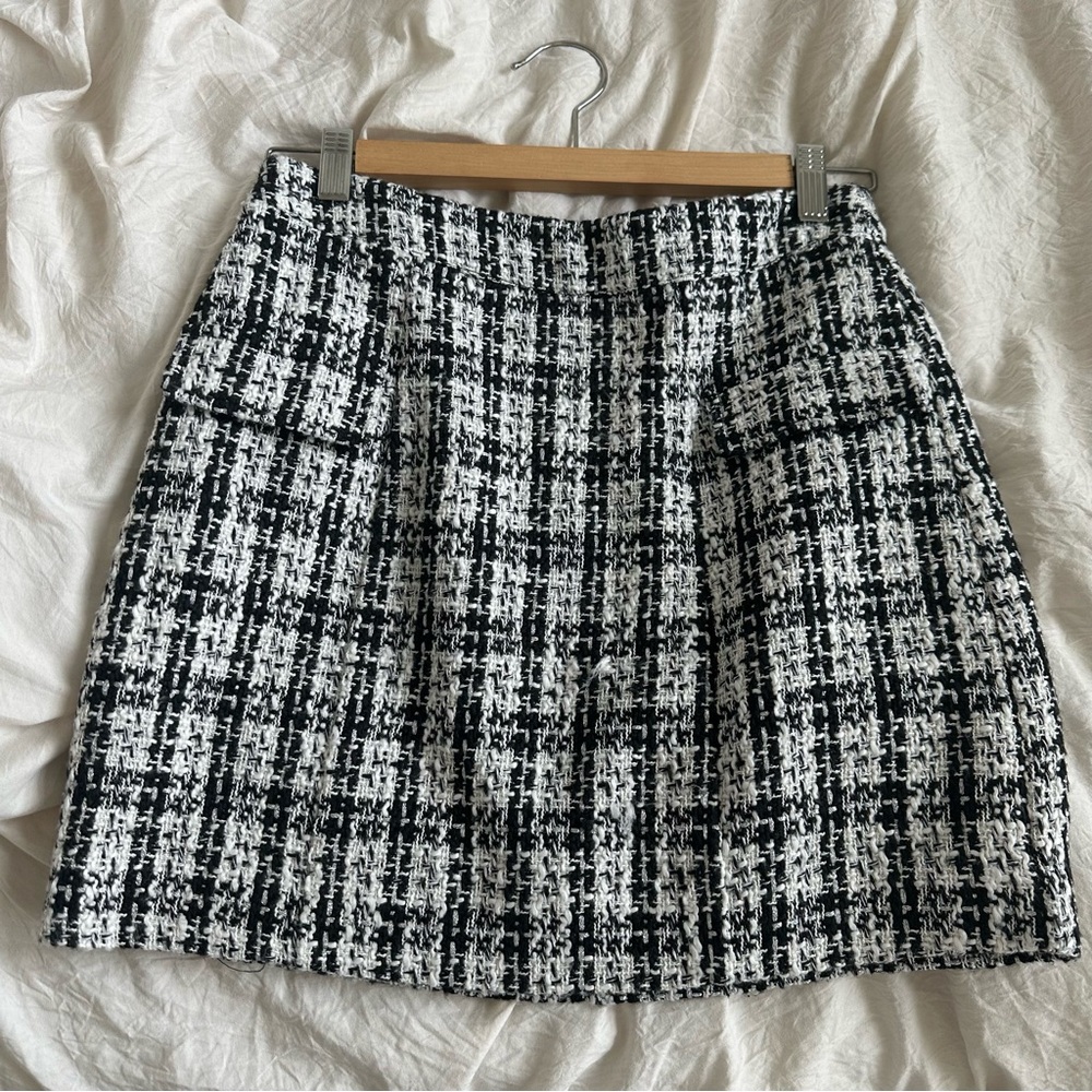 black and white tweed mini skirt